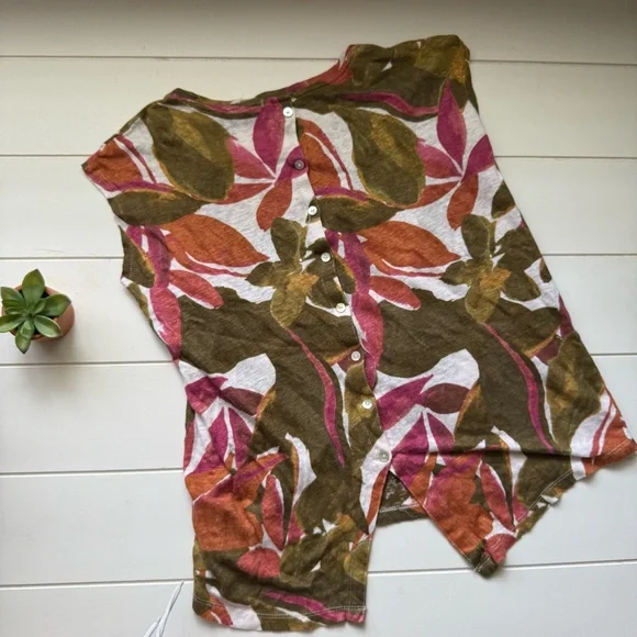 Tahari Multicolor Leaf Print Blouse - Picture 4 of 7